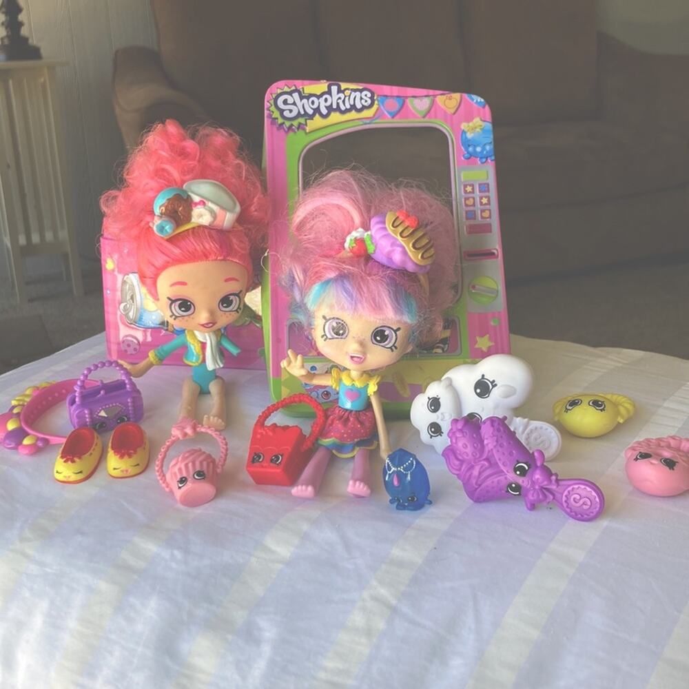 SHOPKINS DOLLS AND RANDOM ITEMS